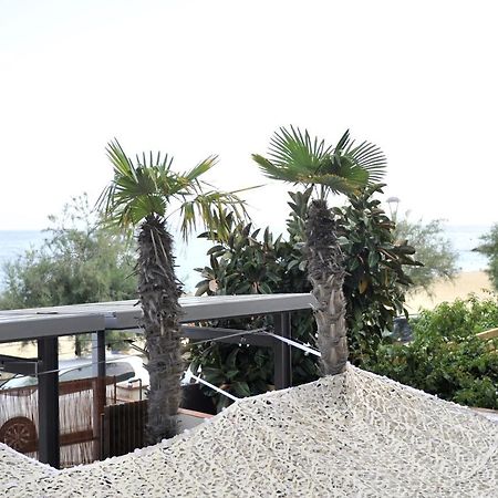 Hotel Kalima Caldes D'Estrach Buitenkant foto