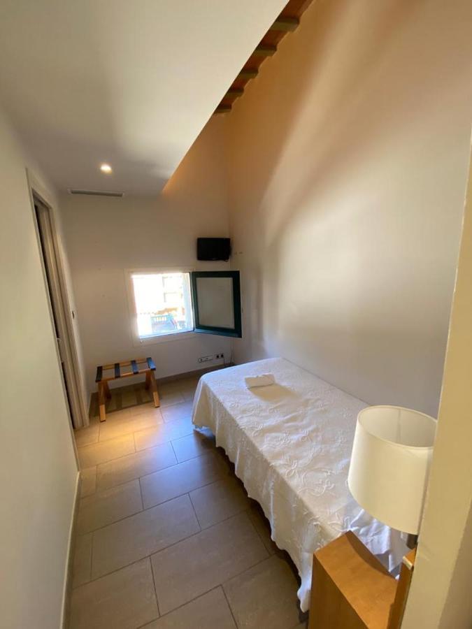 Hotel Kalima Caldes D'Estrach Buitenkant foto