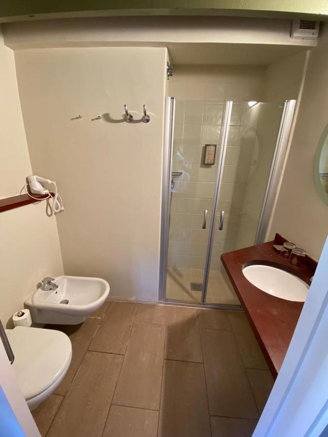 Hotel Kalima Caldes D'Estrach Buitenkant foto